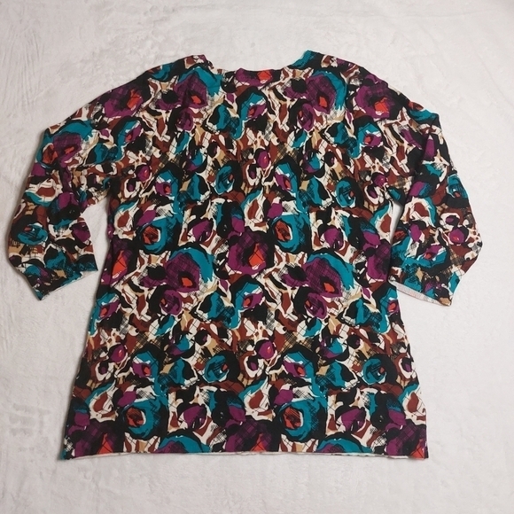 LANE Bryant WOMEN'S Abstract Floral 3/4 Sleeve Button Front Cardigan Size 14/16 - Picture 5 of 10